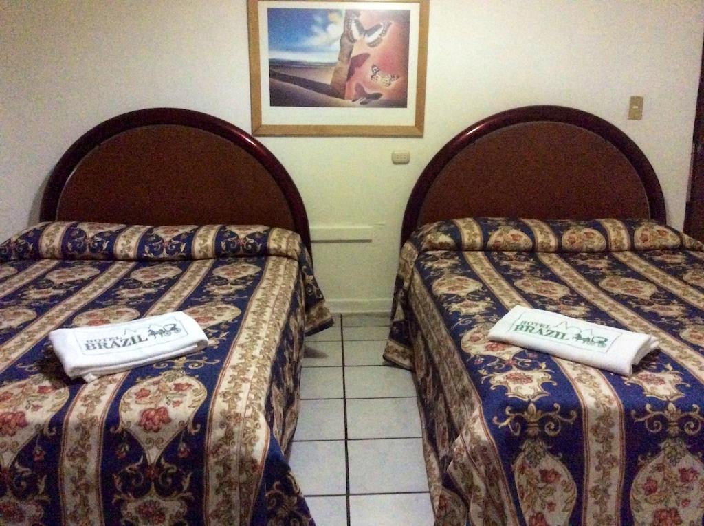 Oyo Hotel Brazil,Guadalajara,Estadio Jalisco Cameră foto